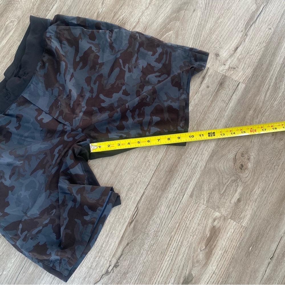 Lululemon Blue and Black camo shorts - Picture 7 of 8